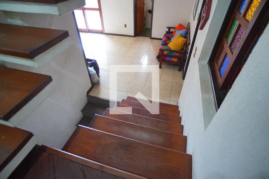 Escada - Sala de Jantar de casa à venda com 4 quartos, 401m² em Jardim Floresta, Porto Alegre