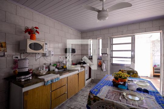 Cozinha de casa à venda com 3 quartos, 198m² em Bosque da Saúde, São Paulo