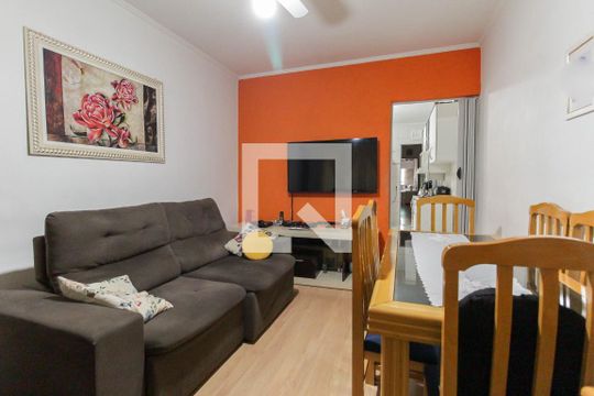 Casa à venda com 2 quartos, 135m² em Jardim Sao Carlos (zona Leste), São Paulo
