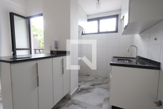 Cozinha de apartamento para alugar com 2 quartos, 40m² em Parque da Vila Prudente, São Paulo