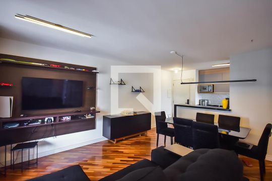 Apartamento à venda com 2 quartos, 70m² em Vila Suzana, São Paulo