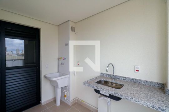 Varanda e Área de Serviço de apartamento à venda com 2 quartos, 57m² em Jardim, Santo André