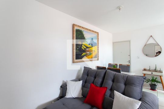 Sala de apartamento à venda com 2 quartos, 50m² em Jaqueline, Belo Horizonte