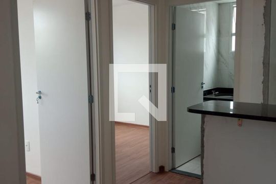 Sala/Cozinha de apartamento para alugar com 2 quartos, 45m² em Jardim Vitoria, Belo Horizonte