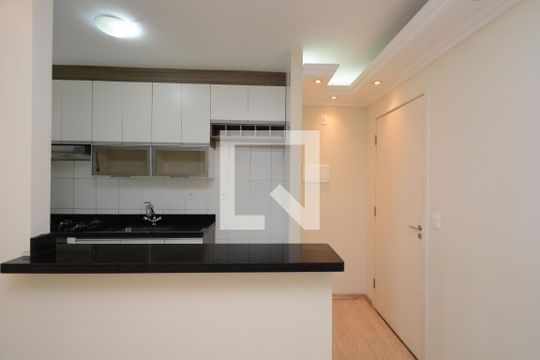 Cozinha de apartamento para alugar com 2 quartos, 62m² em Usina Piratininga, São Paulo