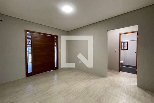 Sala de casa à venda com 2 quartos, 120m² em Campina, São Leopoldo