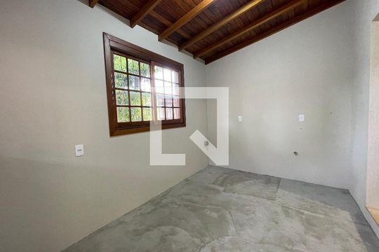 Entrada de casa à venda com 2 quartos, 120m² em Campina, São Leopoldo