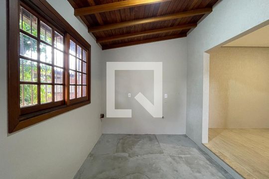 Entrada de casa à venda com 2 quartos, 120m² em Campina, São Leopoldo