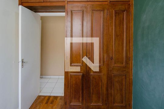 Quarto 1 de apartamento para alugar com 3 quartos, 80m² em Estoril, Belo Horizonte