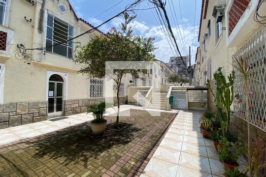 Área comum de apartamento para alugar com 2 quartos, 66m² em Todos Os Santos, Rio de Janeiro