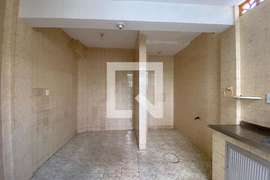 Cozinha de apartamento para alugar com 2 quartos, 66m² em Todos Os Santos, Rio de Janeiro