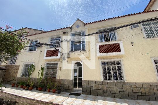 Fachada do bloco de apartamento para alugar com 2 quartos, 66m² em Todos Os Santos, Rio de Janeiro