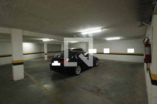 Vagas de garagem de apartamento à venda com 4 quartos, 260m² em Santo Antônio, Belo Horizonte
