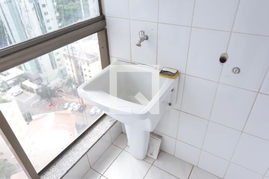 Área de Serviço de apartamento para alugar com 3 quartos, 79m² em Águas Claras, Brasília