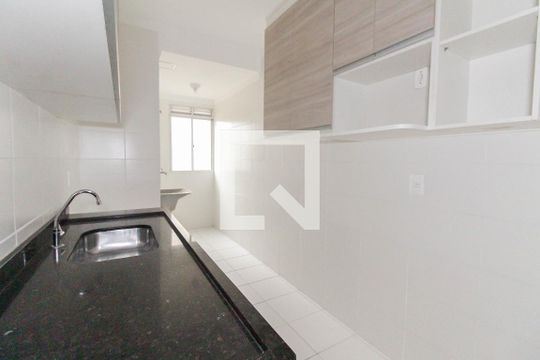 Cozinha de apartamento para alugar com 2 quartos, 50m² em Fazenda Aricanduva, São Paulo