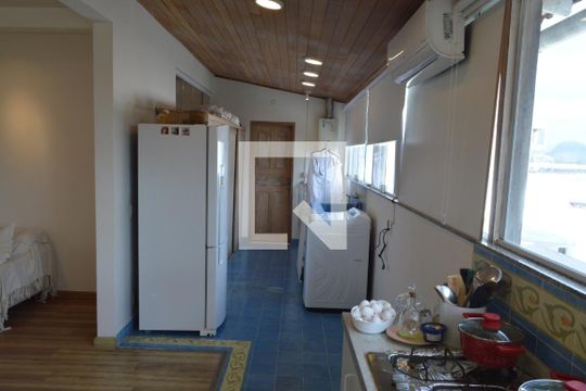 Área de Serviço de casa à venda com 4 quartos, 318m² em Curicica, Rio de Janeiro