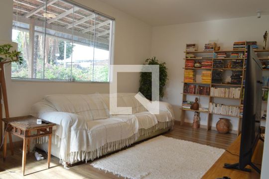 Sala de casa à venda com 4 quartos, 318m² em Curicica, Rio de Janeiro