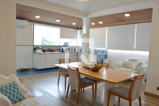 Sala de Jantar de casa à venda com 4 quartos, 318m² em Curicica, Rio de Janeiro