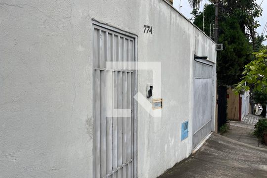 Fachada de casa à venda com 4 quartos, 140m² em Vila da Saúde, São Paulo