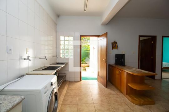 Área de Serviço de casa para alugar com 4 quartos, 606m² em Mangabeiras, Belo Horizonte