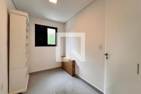 Suite 1 de apartamento para alugar com 2 quartos, 94m² em Jardim, Santo André