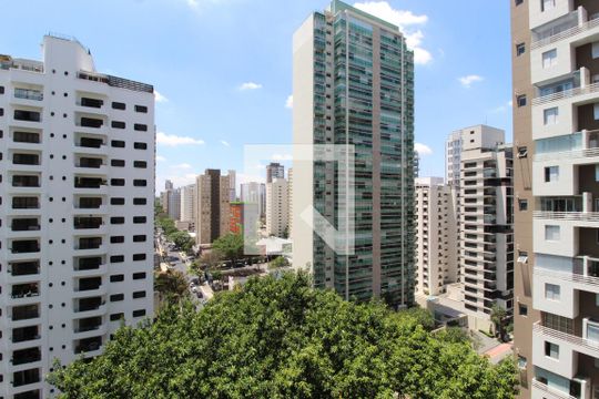 Vista da Sala de apartamento à venda com 3 quartos, 85m² em Moema, São Paulo