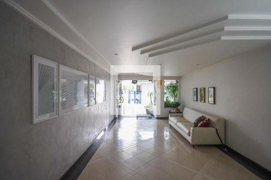 Hall Social de apartamento à venda com 2 quartos, 68m² em Vila Progredior, São Paulo