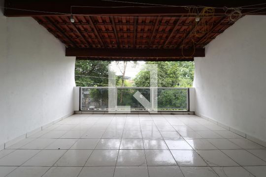 Varanda do Quarto 3 de casa para alugar com 3 quartos, 227m² em Jardim Ana Maria, Santo André
