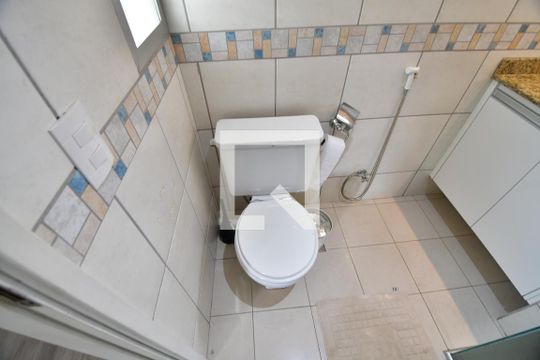 Banheiro 1 de apartamento para alugar com 2 quartos, 96m² em Jardim Flamboyant, Campinas