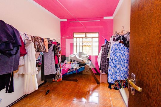 Quarto 1 de casa à venda com 3 quartos, 250m² em Nova Cintra, Belo Horizonte