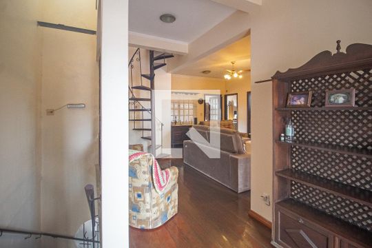 Sala de casa à venda com 4 quartos, 484m² em Coronel Aparicio Borges, Porto Alegre
