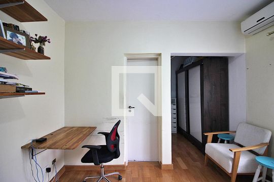 Quarto 2 - Suíte de casa à venda com 3 quartos, 201m² em Jardim Sao Paulo, São Bernardo do Campo