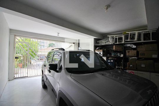 Garagem de casa à venda com 3 quartos, 201m² em Jardim Sao Paulo, São Bernardo do Campo