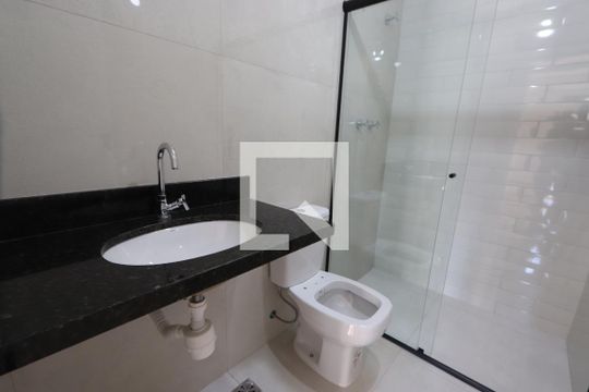 Banheiro da Suíte 1 de casa à venda com 2 quartos, 144m² em Vila Antonieta, São Paulo