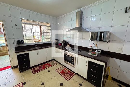 Cozinha de casa à venda com 4 quartos, 200m² em Novo Eldorado, Contagem