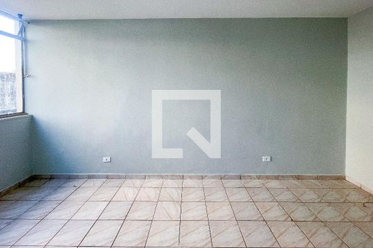 Sala/Quarto de kitnet/studio à venda com 0 quarto, 28m² em Pinheiros, São Paulo