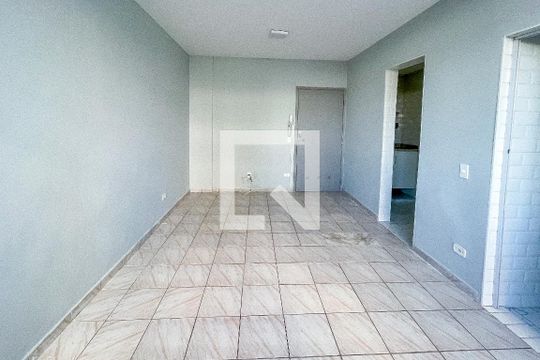 Sala/Quarto de kitnet/studio à venda com 0 quarto, 28m² em Pinheiros, São Paulo