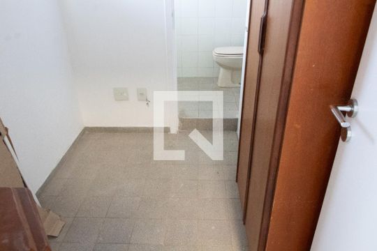 QUARTO DA ÁREA DE SERVIÇO de apartamento para alugar com 4 quartos, 408m² em Jardim Madalena, Campinas