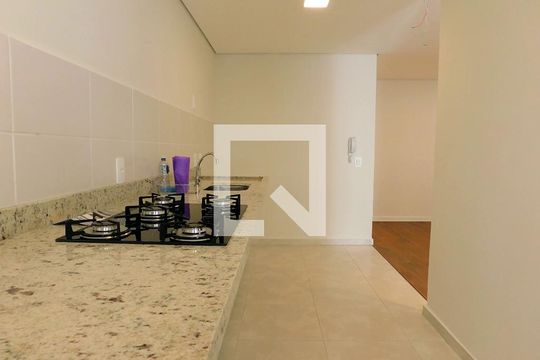Cozinha de apartamento para alugar com 3 quartos, 80m² em Balneário Tropical, Paulínia