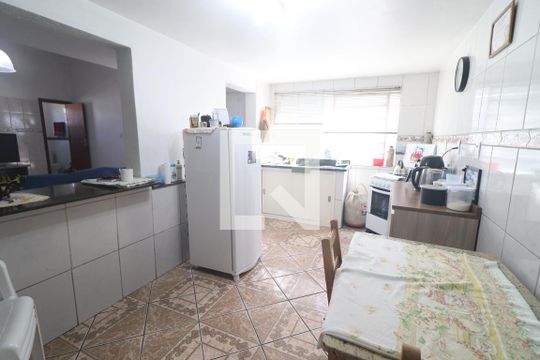 Cozinha de casa à venda com 2 quartos, 150m² em Canudos, Novo Hamburgo