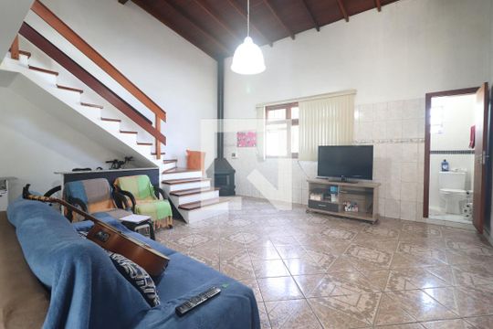 Sala de casa para alugar com 2 quartos, 150m² em Canudos, Novo Hamburgo