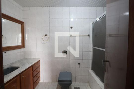 Banheiro da Suíte de apartamento à venda com 3 quartos, 148m² em Marechal Rondon, Canoas