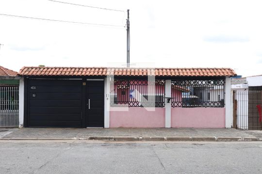 Fachada do imóvel - Placa instalada na grade da fachada do imóvel de casa à venda com 2 quartos, 350m² em Cidade Líder, São Paulo