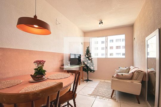 Apartamento para alugar com 2 quartos, 40m² em Jardim do Lago, Osasco
