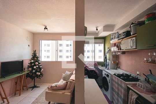 Sala de apartamento para alugar com 2 quartos, 40m² em Jardim do Lago, Osasco
