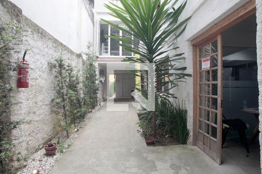 Box Garagem de casa à venda com 3 quartos, 647m² em Boa Vista, Porto Alegre
