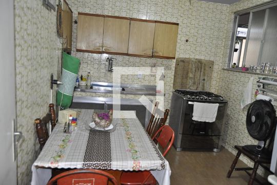 Cozinha  de apartamento à venda com 3 quartos, 70m² em Cachambi, Rio de Janeiro