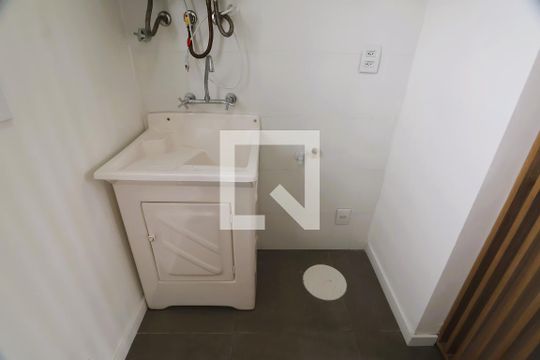 Área de Serviço de apartamento à venda com 2 quartos, 77m² em Nossa Senhora das Gracas, Canoas
