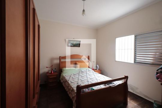 Quarto de casa à venda com 4 quartos, 300m² em Chácara Califórnia, São Paulo