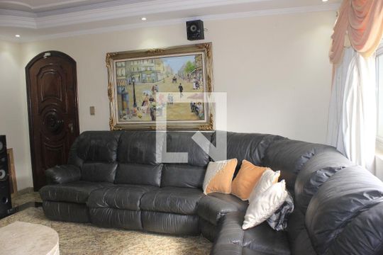 Sala de casa para alugar com 4 quartos, 350m² em Cidade Maia, Guarulhos